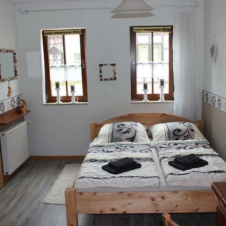 Ferienwohnung Schwarz Benshausen Exteriör bild
